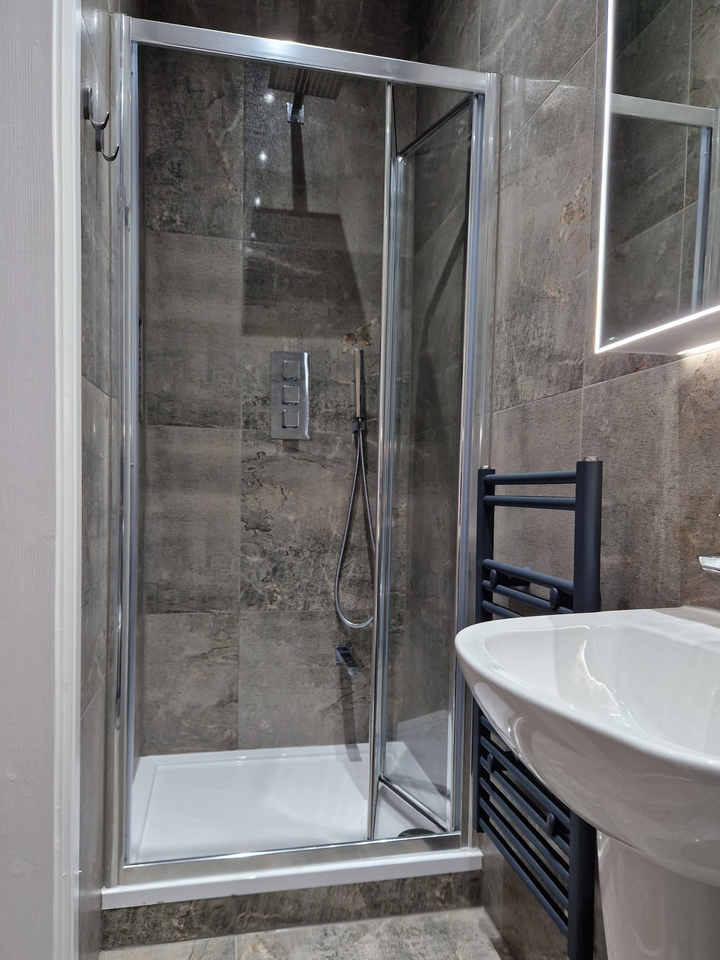 Bi Fold Shower doors - (5 sizes available) - KW Bathrooms